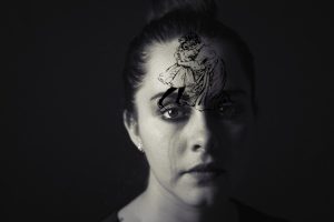 Khi nào nhà văn khóc cùng tác phẩm của mình? 4 Untitled