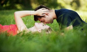 chuyen tinh yeu chi vi hat chanh
